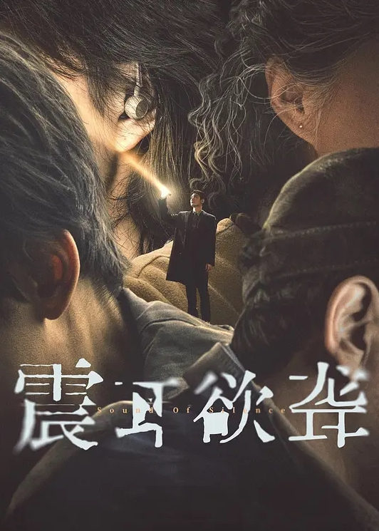 气质眼镜娘女大生与同校男友的私拍被流出了 - DissAV